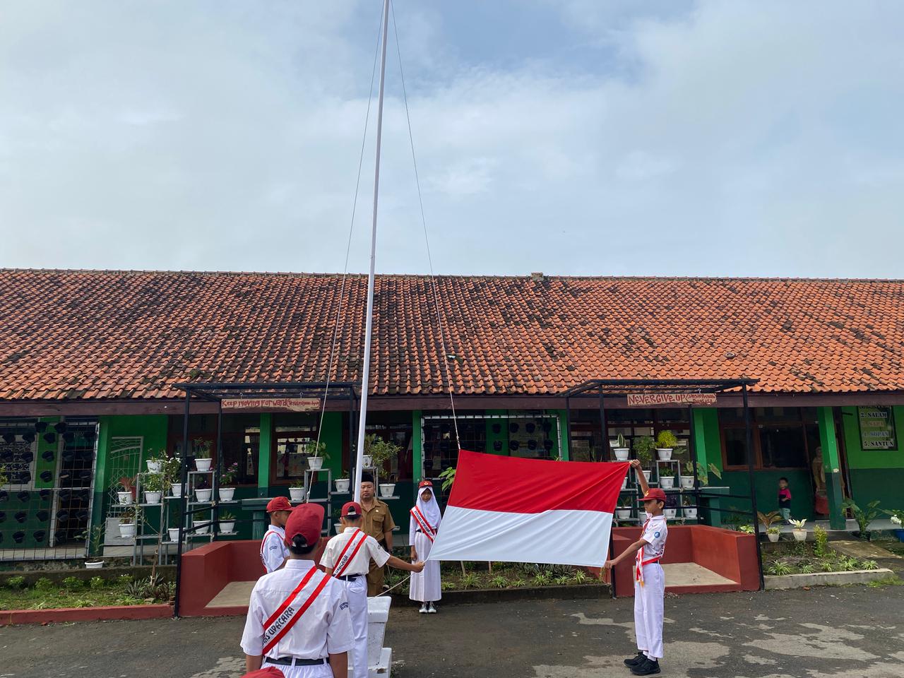 upacara bendera
