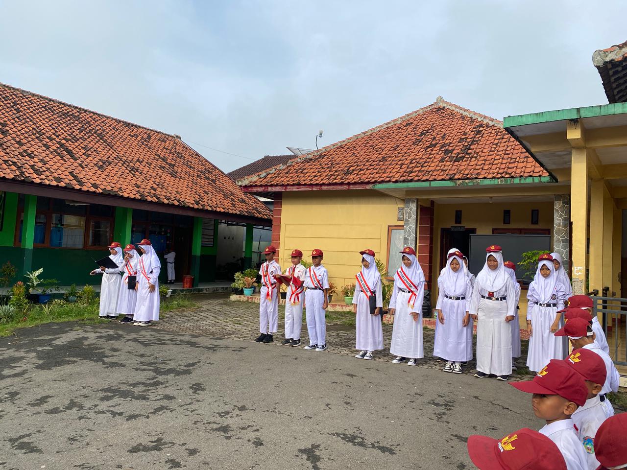 upacara bendera